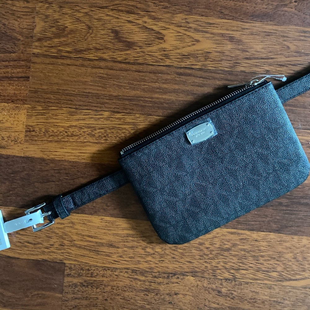 Michael Kors Belt Fanny Pack Small